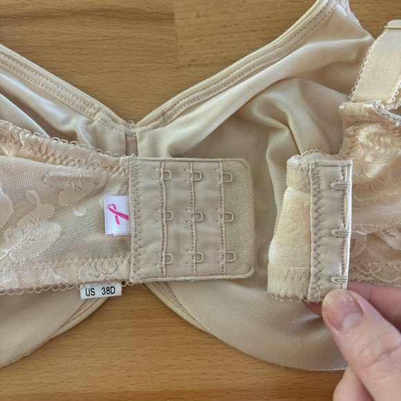 Wacoal size 42DD bra cream nude underwire retro chic full figure coverage - Picture 5 of 9